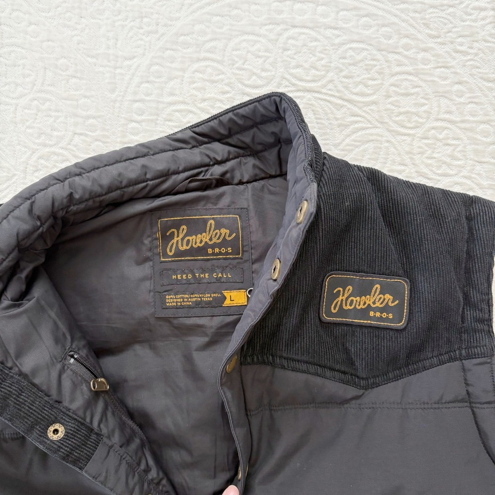 Howler Brothers Men's Dark Blue Quilted Vest - Picture 4 of 6
